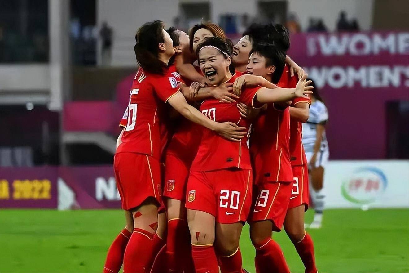 九游娱乐入口-包含海地女足队闯入北美洲杯决赛，球星崭露头角的词条