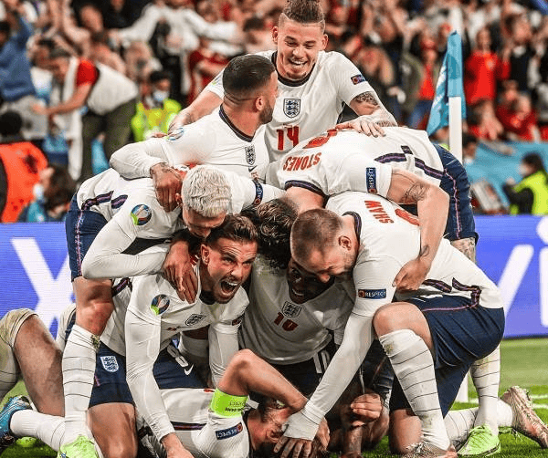 英格兰豪取四连胜,晋级欧洲大赛决赛 英格兰豪取四连胜,晋级欧洲大赛决赛