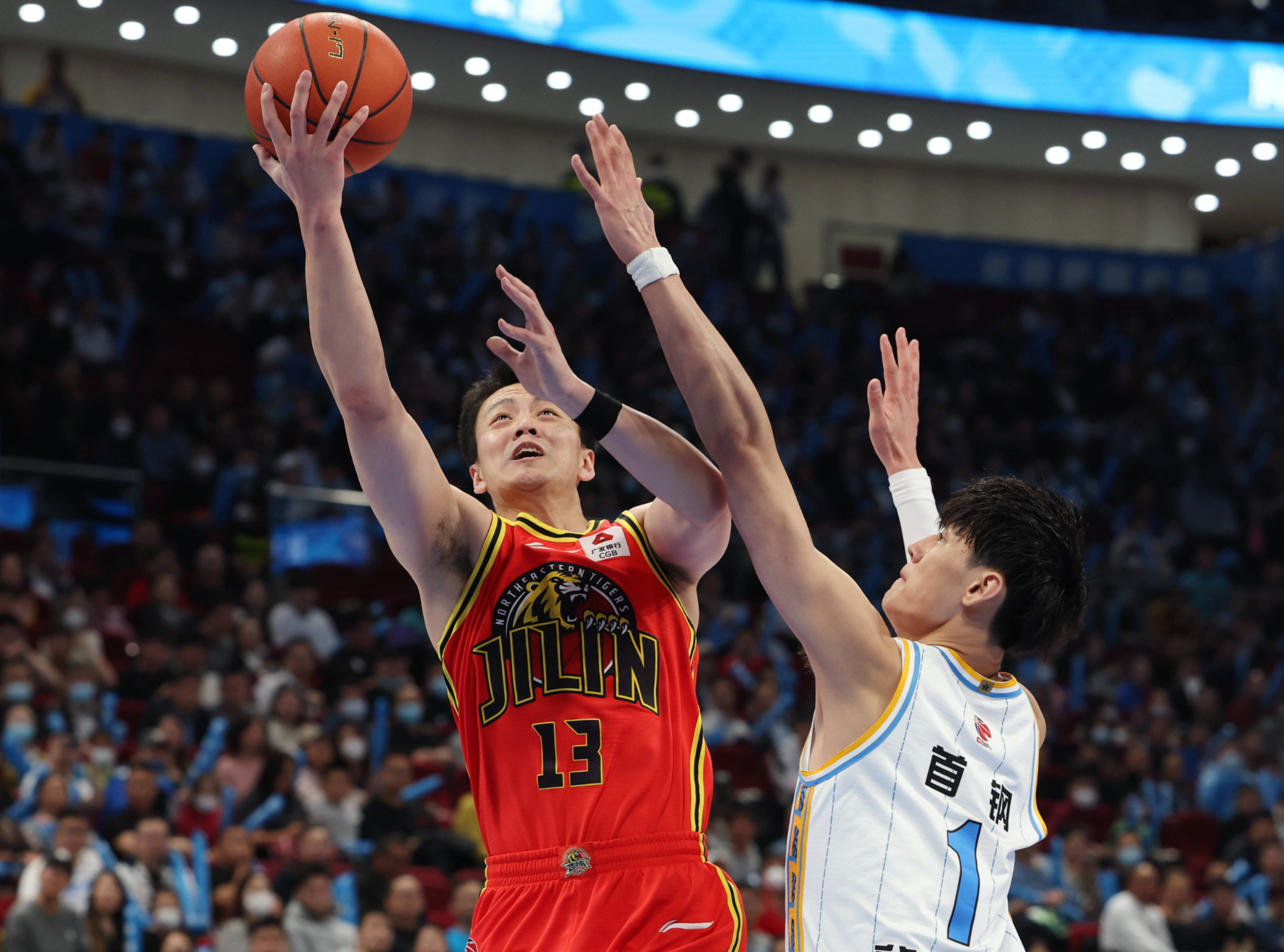 新援大爆发,球队迎来一场轻松胜利 新援大爆发,球队迎来一场轻松胜利