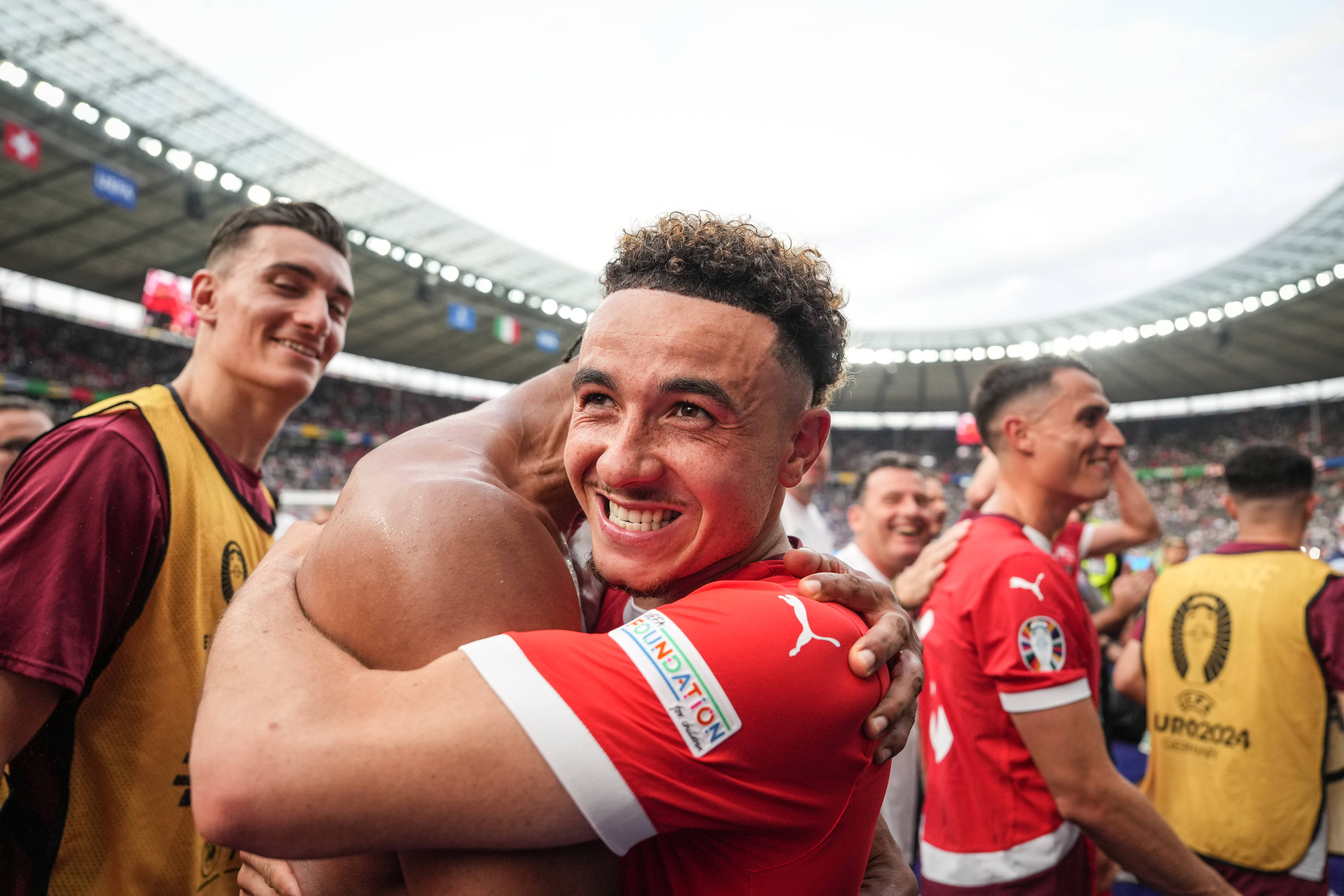 关于欧洲国家队赛场争霸,豪情万丈的信息 关于欧洲国家队赛场争霸,豪情万丈的信息