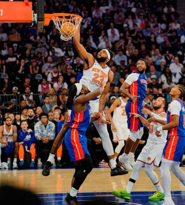 包含湖人中锋主控全场,一人独挡千军震撼全场的词条 包含湖人中锋主控全场,一人独挡千军震撼全场的词条