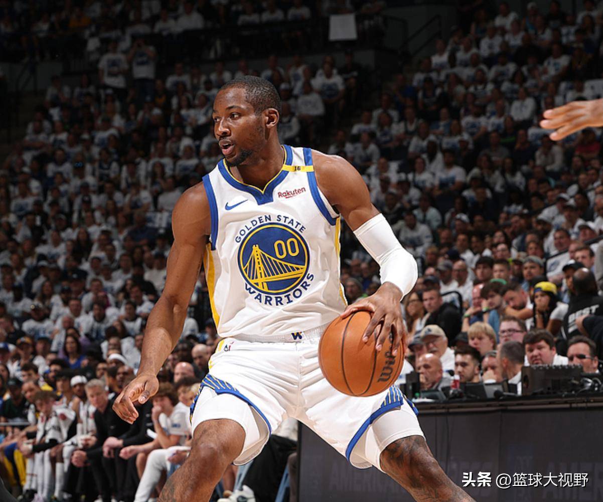 实力球员秀出完美表现,场上势如破竹敌手难敌的简单介绍 实力球员秀出完美表现,场上势如破竹敌手难敌的简单介绍