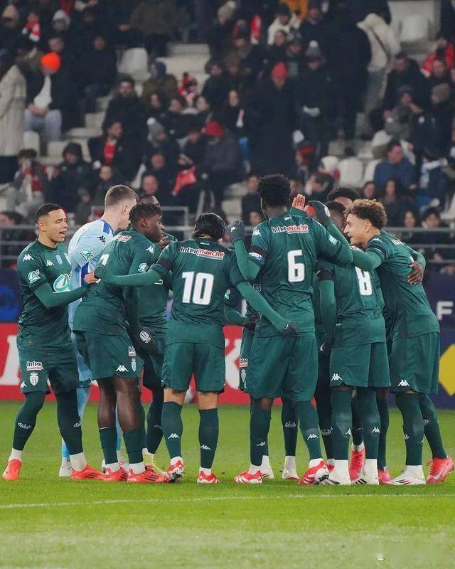 关于摩纳哥遭遇不敌,法甲前十动荡不安的信息 关于摩纳哥遭遇不敌,法甲前十动荡不安的信息