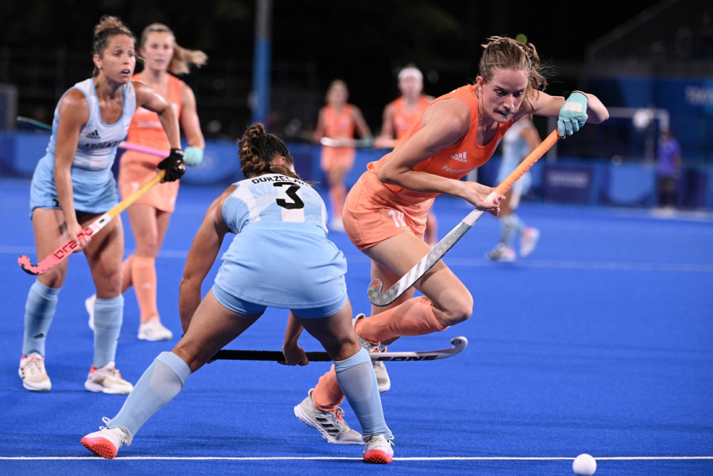 荷兰冰壶队夺冠,一路高歌入云 荷兰冰壶队夺冠,一路高歌入云