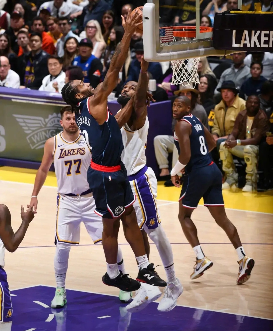 快船击败爵士,莱昂纳德缺席仍胜利 快船击败爵士,莱昂纳德缺席仍胜利