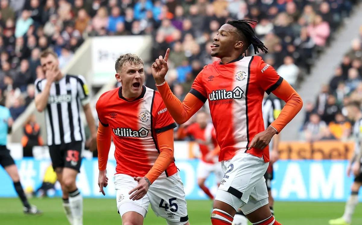 诺里奇表现低迷,联赛不胜持续 诺里奇表现低迷,联赛不胜持续