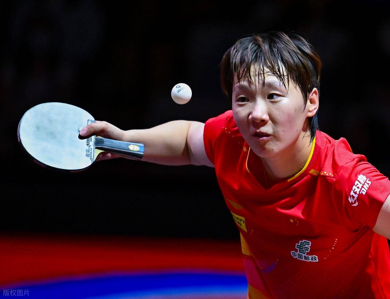 罗马尼亚队晋级欧洲杯,奋勇向前 罗马尼亚队晋级欧洲杯,奋勇向前