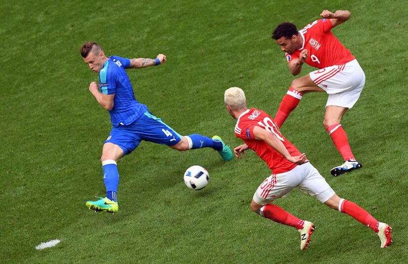 斯洛伐克与威尔士踢平,鏖战不下 斯洛伐克与威尔士踢平,鏖战不下