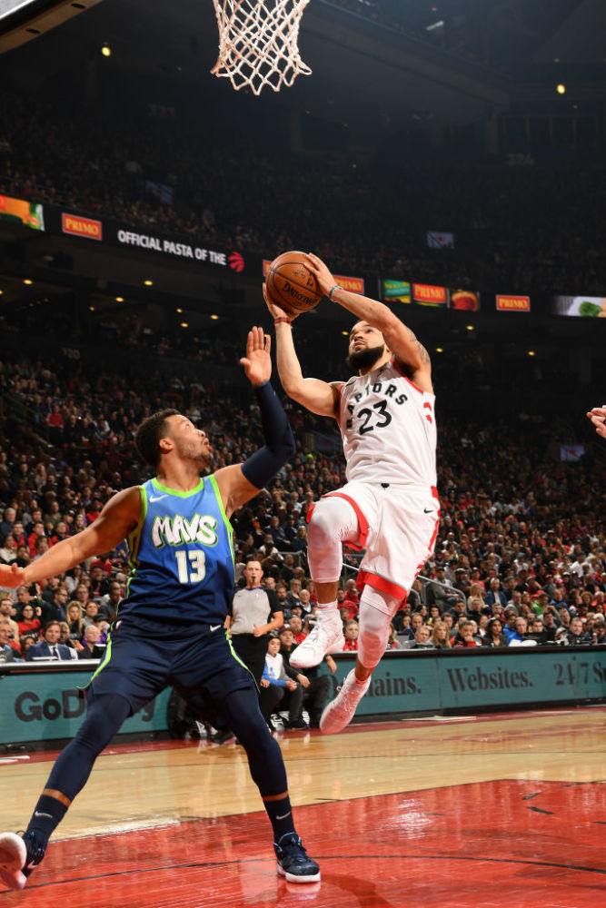 猛龙队上演惊天逆转,取得重要胜利 猛龙队上演惊天逆转,取得重要胜利