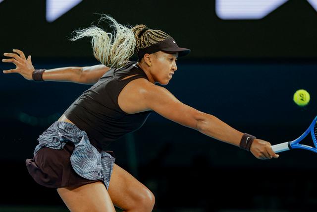 出色表演锁定胜利,球队逆袭成功 出色表演锁定胜利,球队逆袭成功