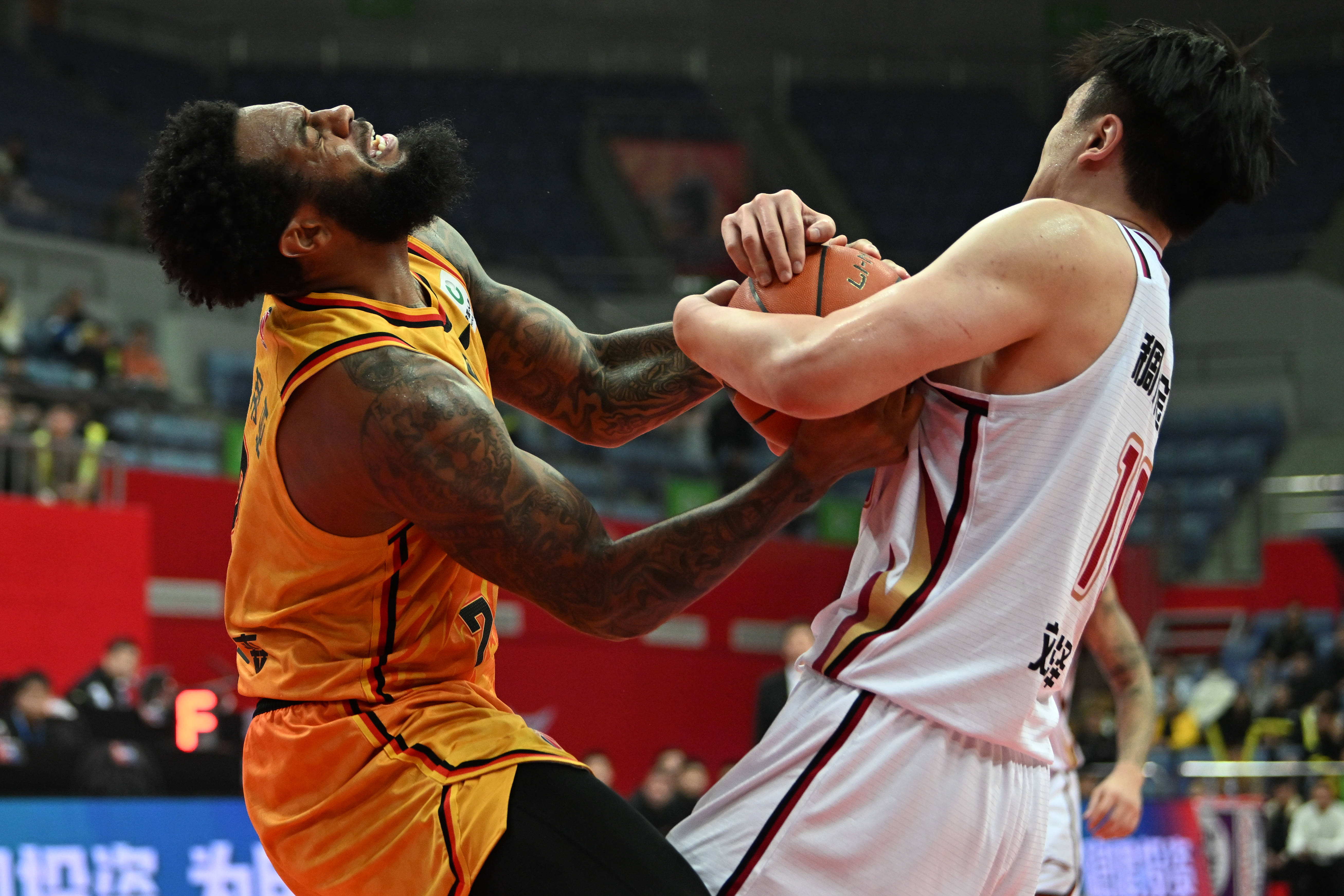 浙江队实力不俗,逆转对手赢得比赛 浙江队实力不俗,逆转对手赢得比赛