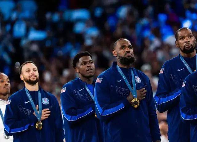 篮球明星代表国家参加比赛取得佳绩 篮球明星代表国家参加比赛取得佳绩