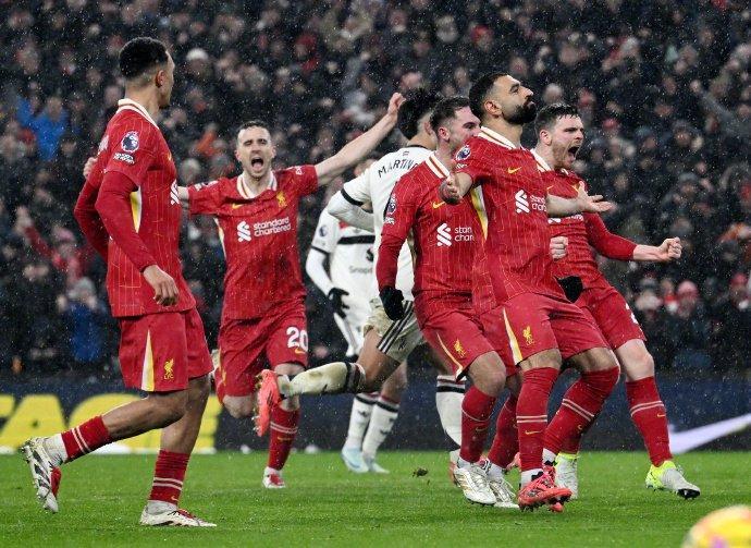 看好利物浦夺冠,红军连胜战绩抢眼 看好利物浦夺冠,红军连胜战绩抢眼