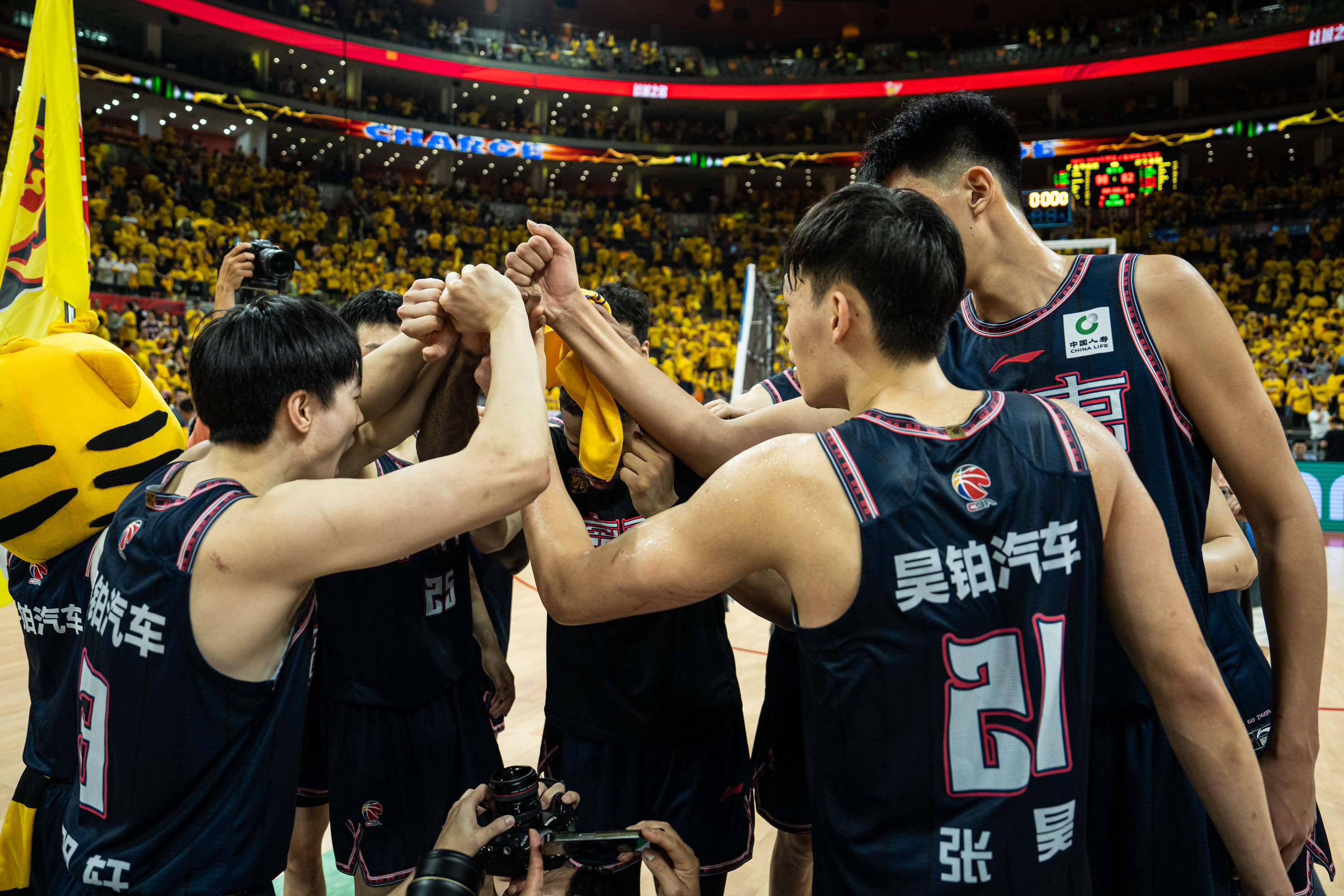 江苏男篮主场告负,季后赛排名或有变化的简单介绍 江苏男篮主场告负,季后赛排名或有变化的简单介绍