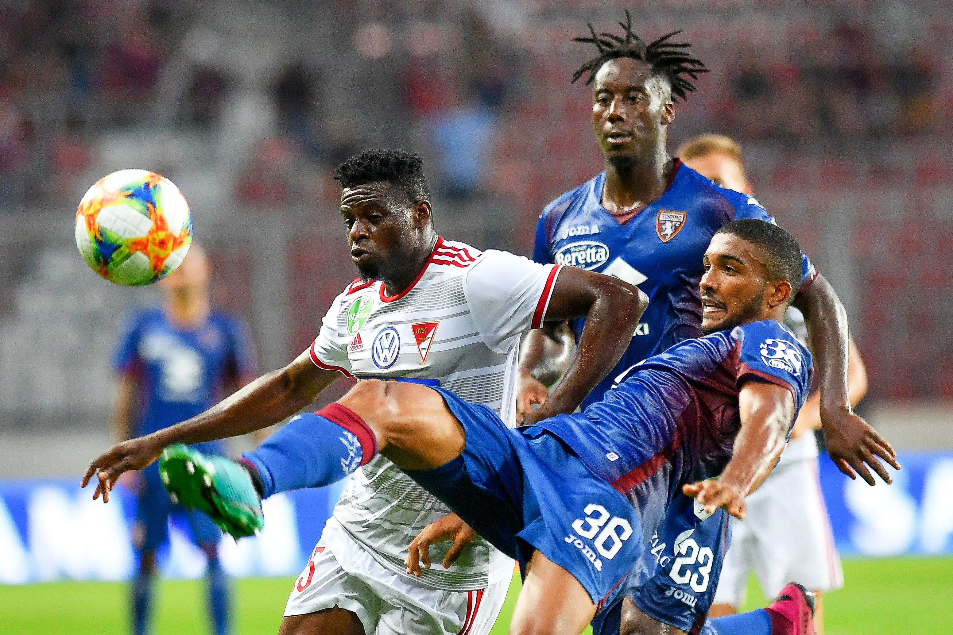 包含意甲联赛战况激烈,球队各有千秋的词条 包含意甲联赛战况激烈,球队各有千秋的词条