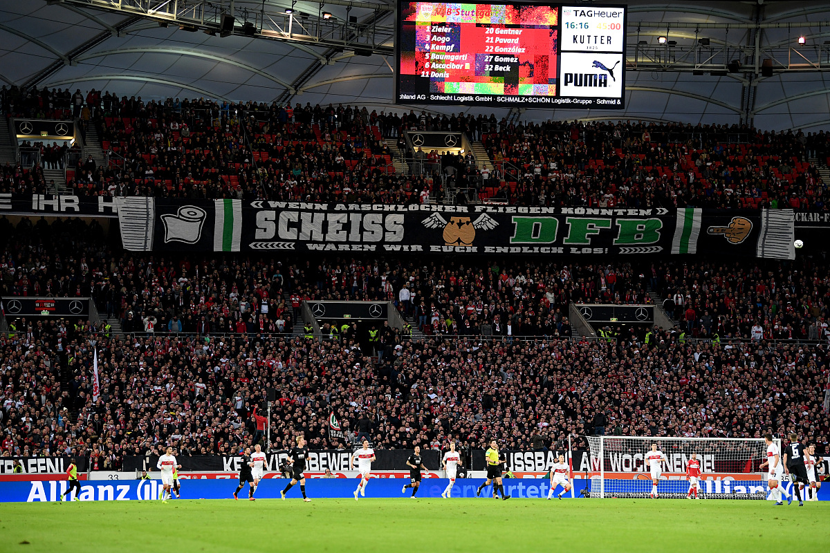 欧洲冠军联赛的对决让人热血沸腾 欧洲冠军联赛的对决让人热血沸腾