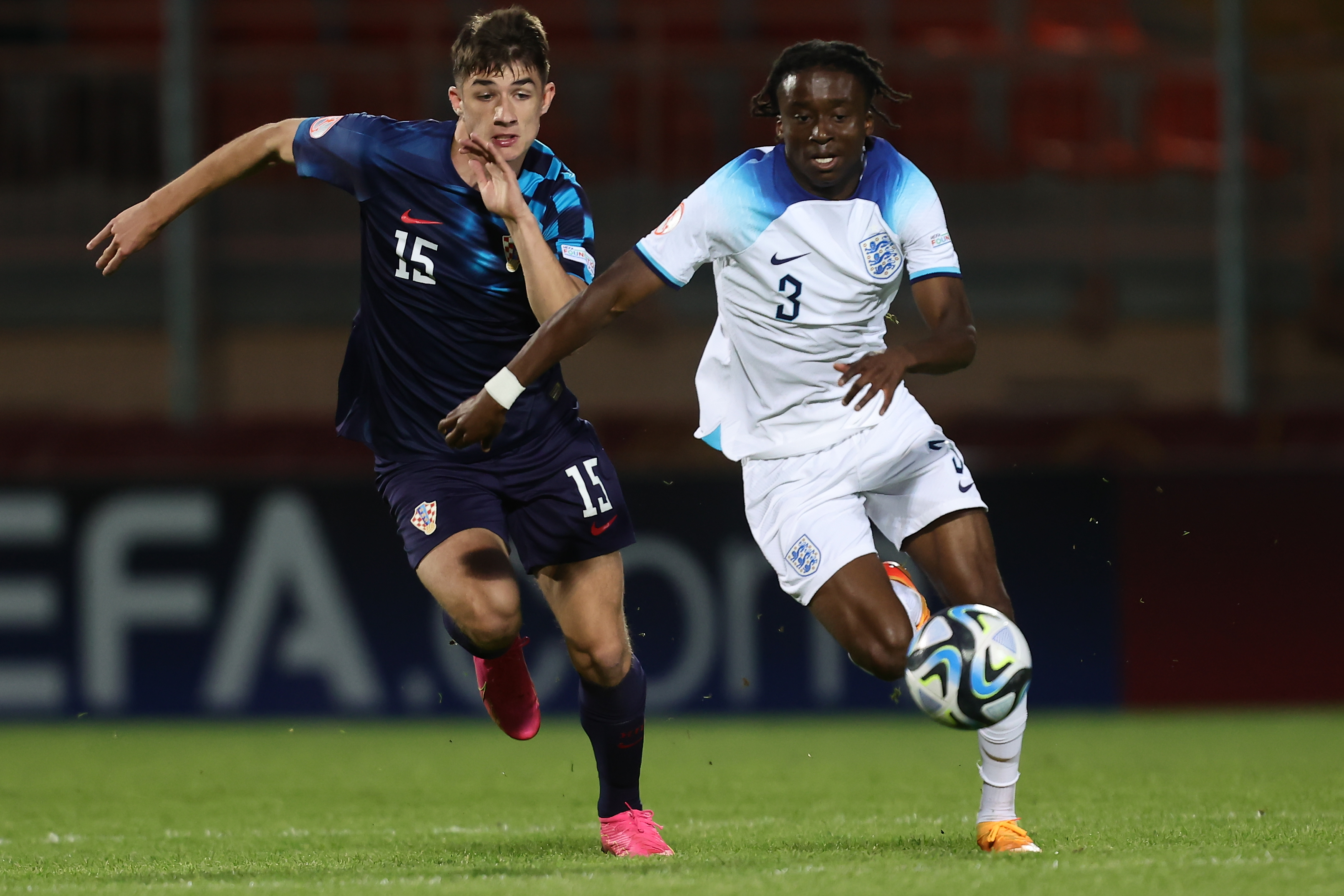 包含英格兰迎战克罗地亚,备战国际足球赛事的词条 包含英格兰迎战克罗地亚,备战国际足球赛事的词条