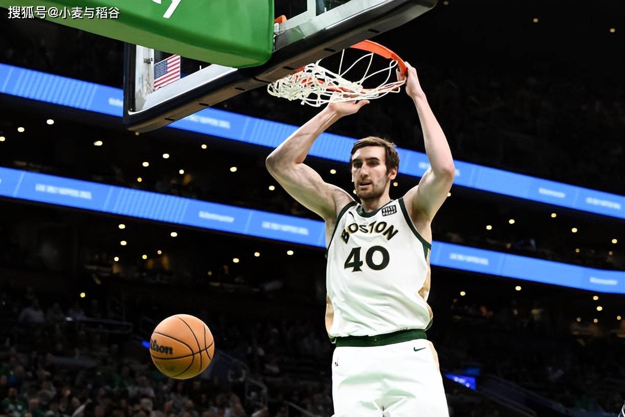 凯尔特人中锋连续砍分,成为球队得分王的简单介绍 凯尔特人中锋连续砍分,成为球队得分王的简单介绍