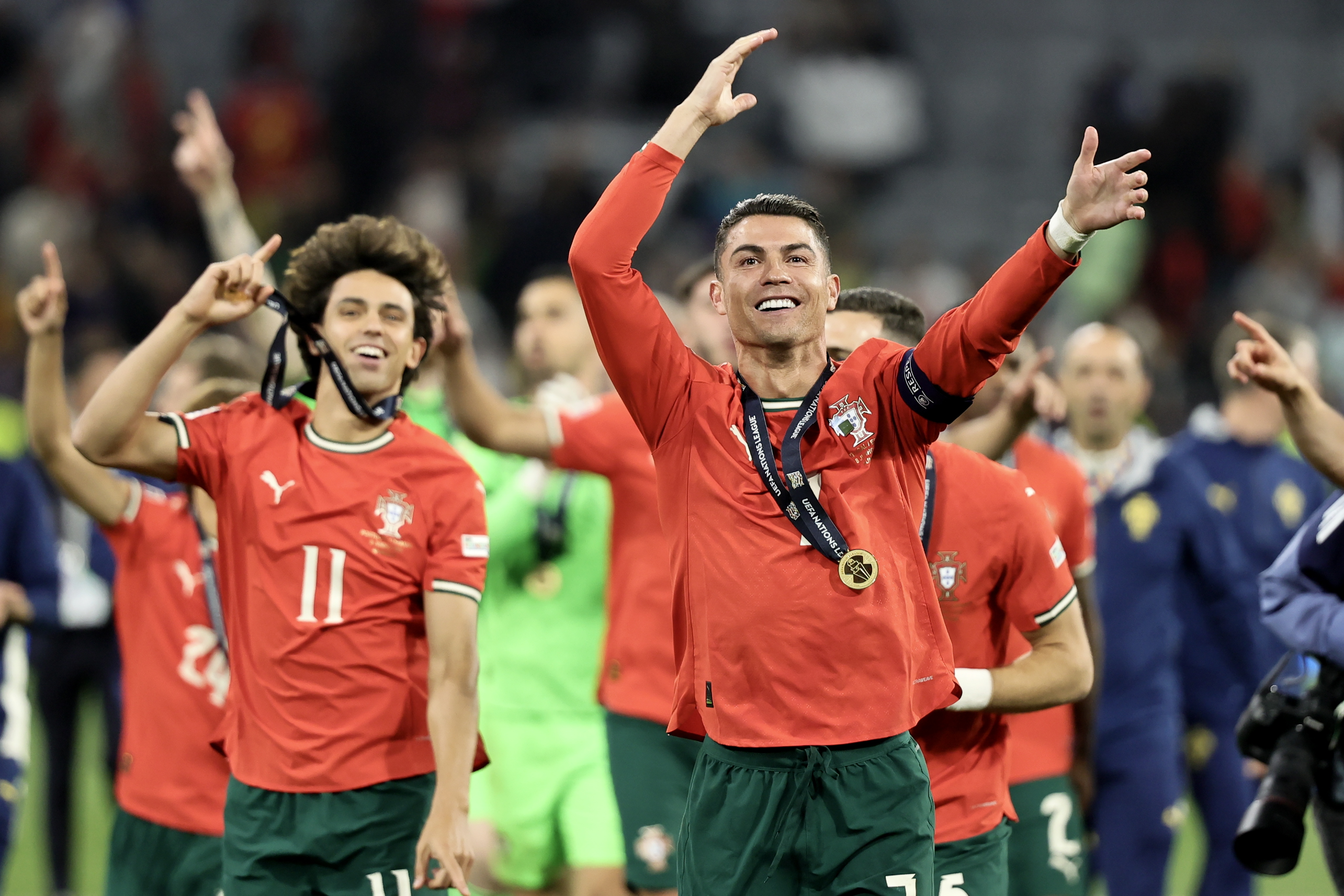 欧国联比赛经典回放:球场风云再现的简单介绍 欧国联比赛经典回放:球场风云再现的简单介绍