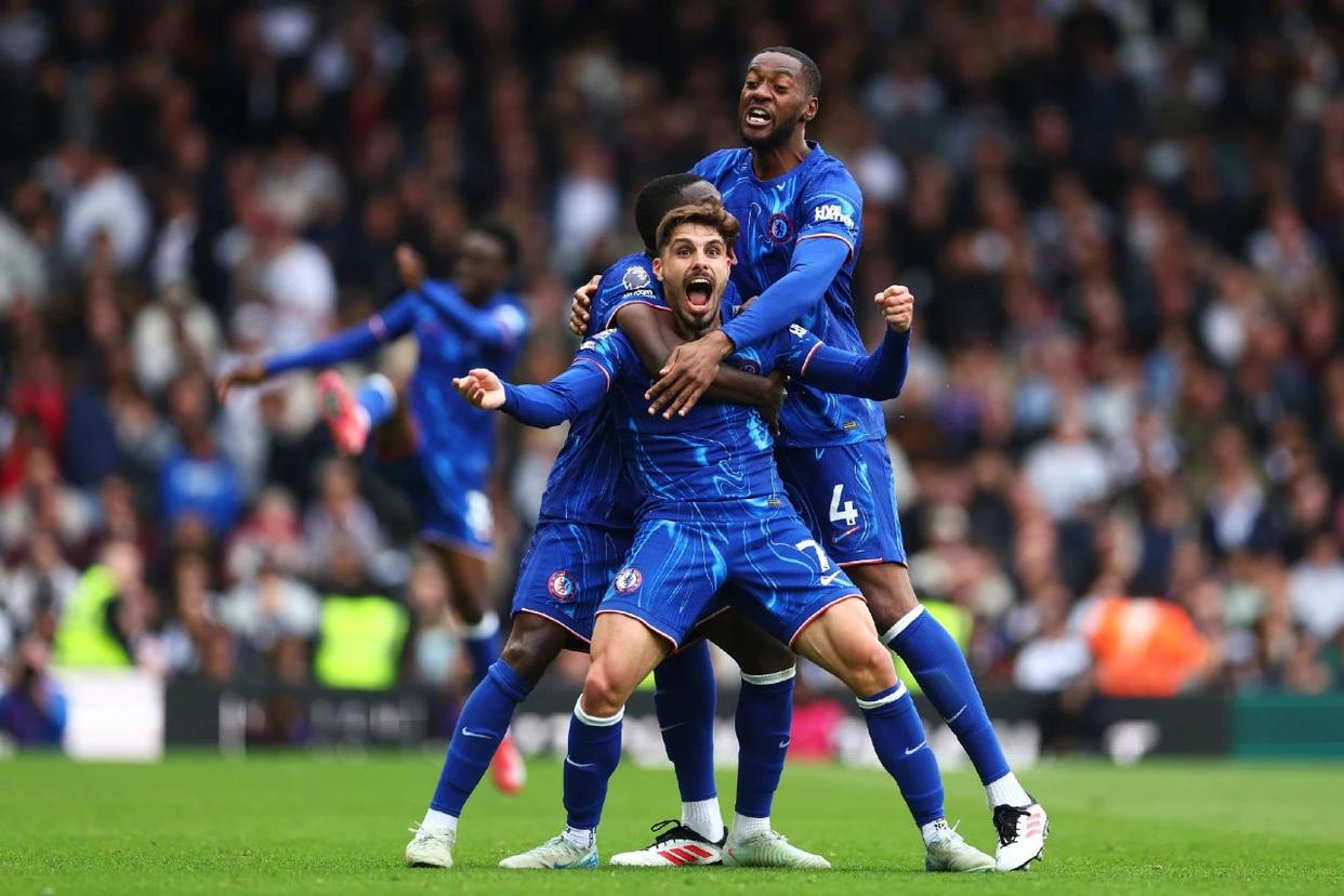 切尔西战平沃特福德,主场受阻遭瓦尔迪两球绝杀 切尔西战平沃特福德,主场受阻遭瓦尔迪两球绝杀