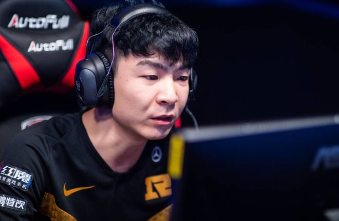 包含RNG血洗MAD,Inspired完成史诗逆转强强对话小组赛,技惊四座的词条 包含RNG血洗MAD,Inspired完成史诗逆转强强对话小组赛,技惊四座的词条