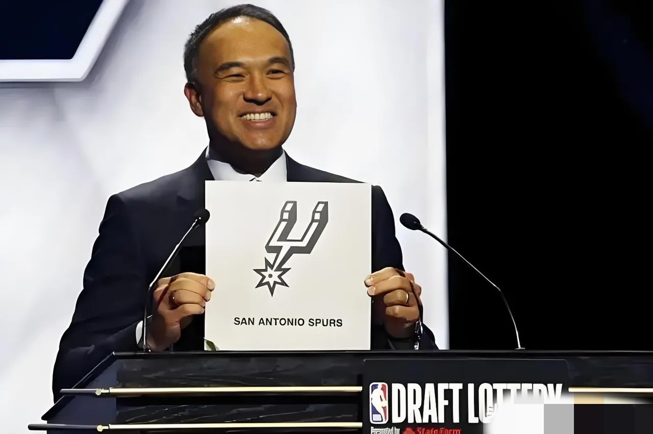 马刺队球员交易传闻不绝 马刺队球员交易传闻不绝