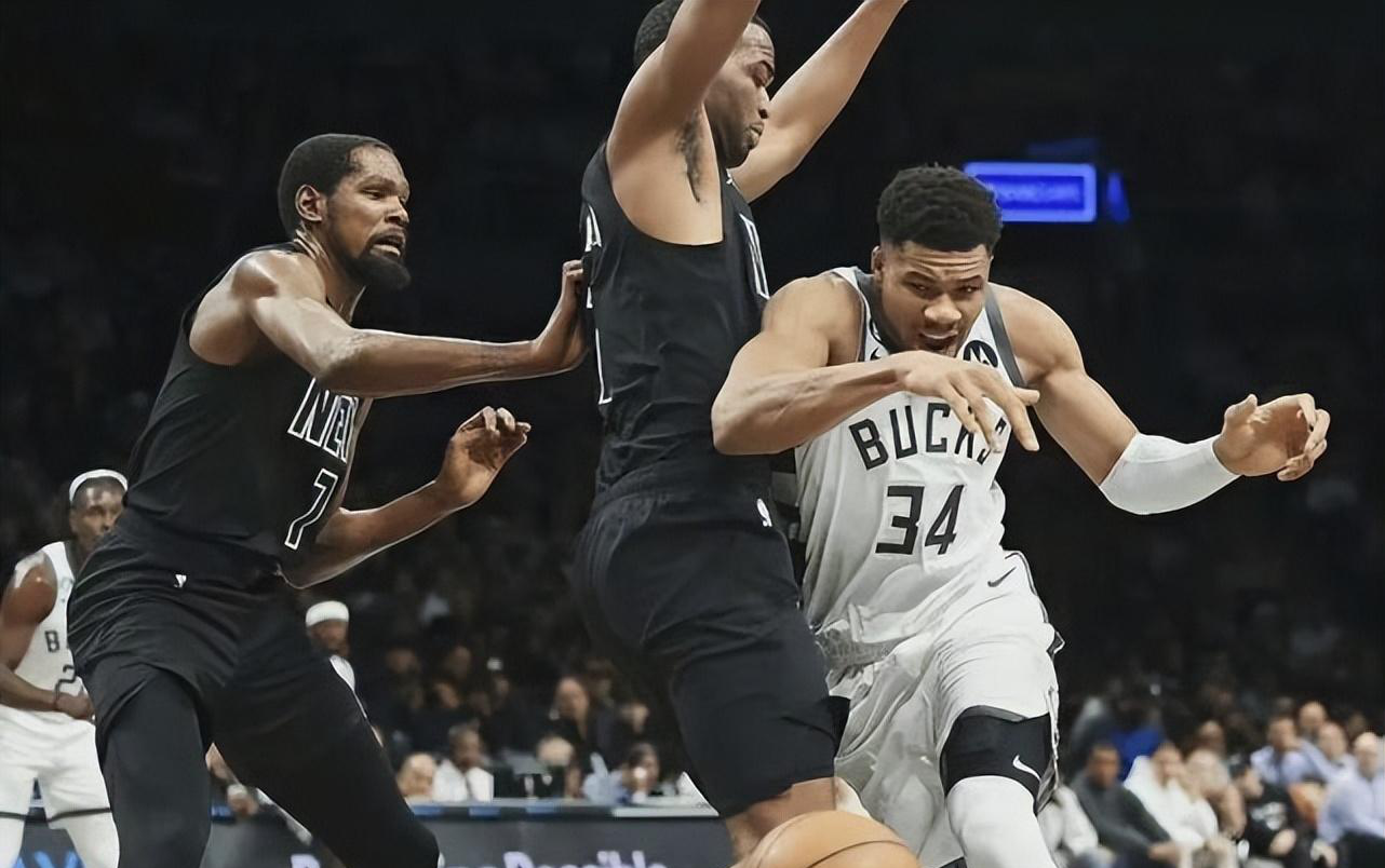 雄鹿大胜篮网,取得季后赛首胜 雄鹿大胜篮网,取得季后赛首胜