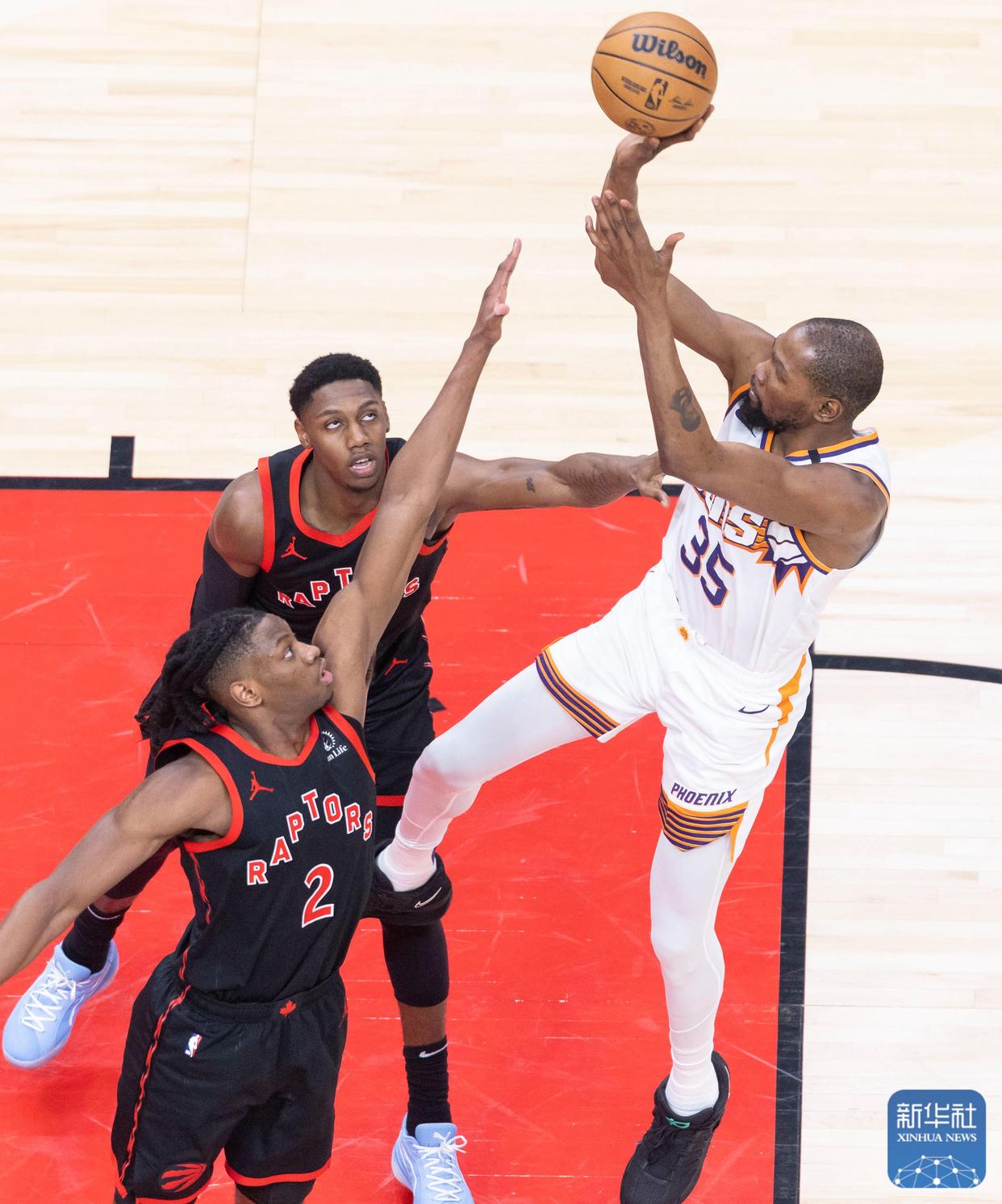 猛龙队表现不俗,力争突围季后赛杀进决赛的简单介绍 猛龙队表现不俗,力争突围季后赛杀进决赛的简单介绍