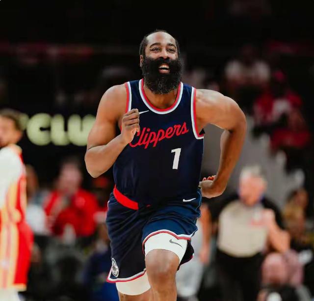 哈登三分成神,雷霆不敌火箭 哈登三分成神,雷霆不敌火箭