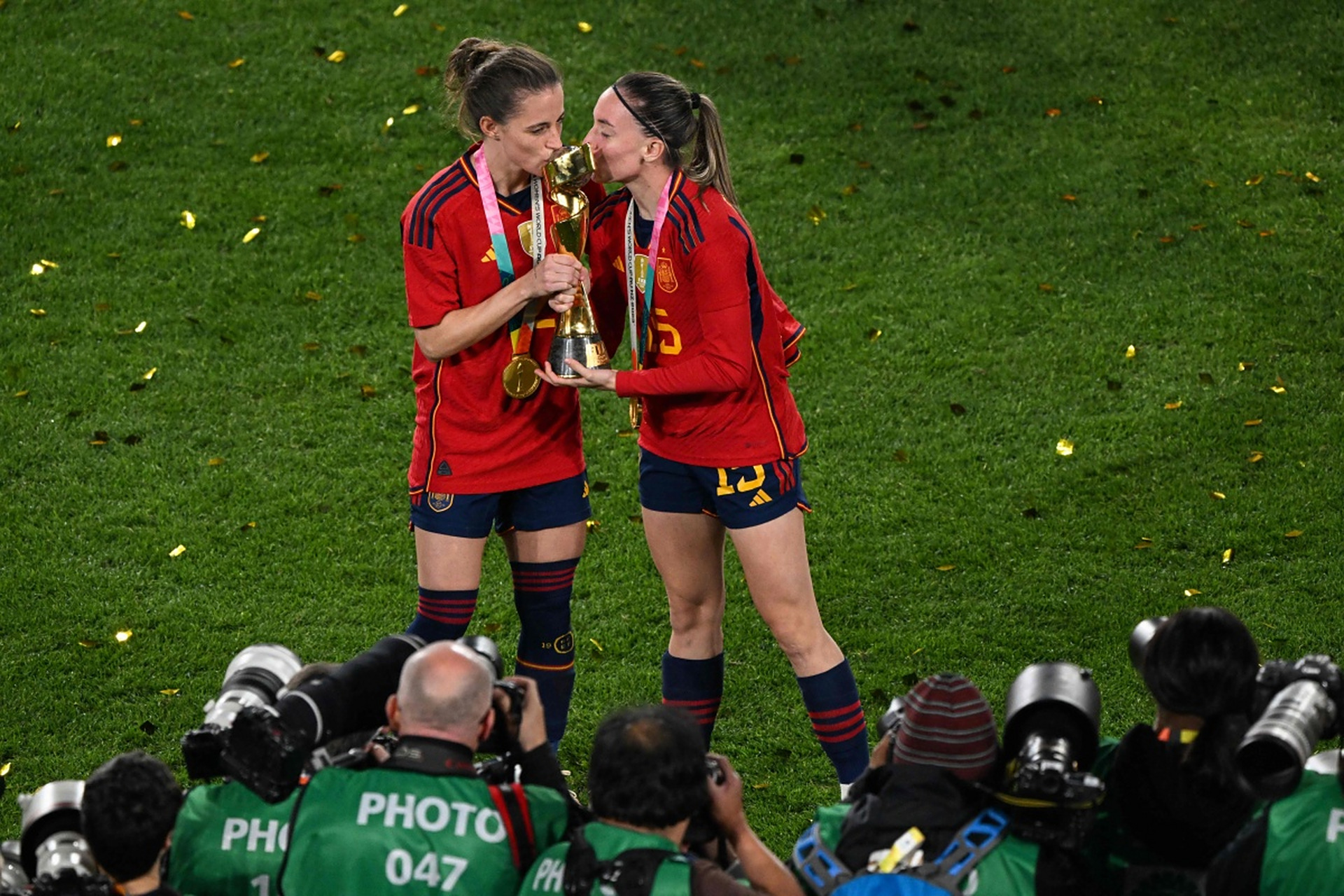 欧洲女足锦标赛中诞生新冠军 欧洲女足锦标赛中诞生新冠军