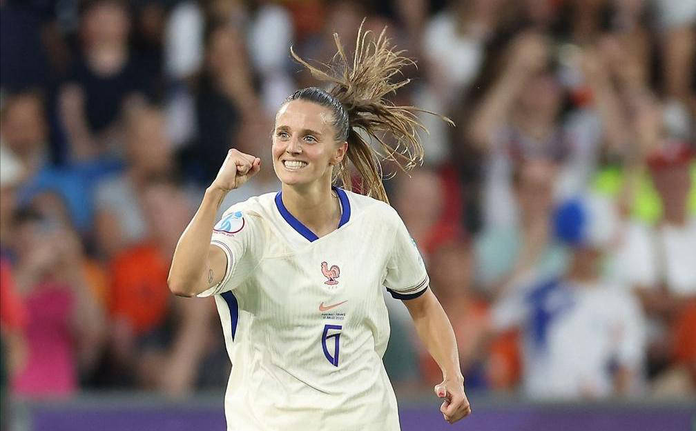 欧洲女足锦标赛中诞生新冠军 欧洲女足锦标赛中诞生新冠军