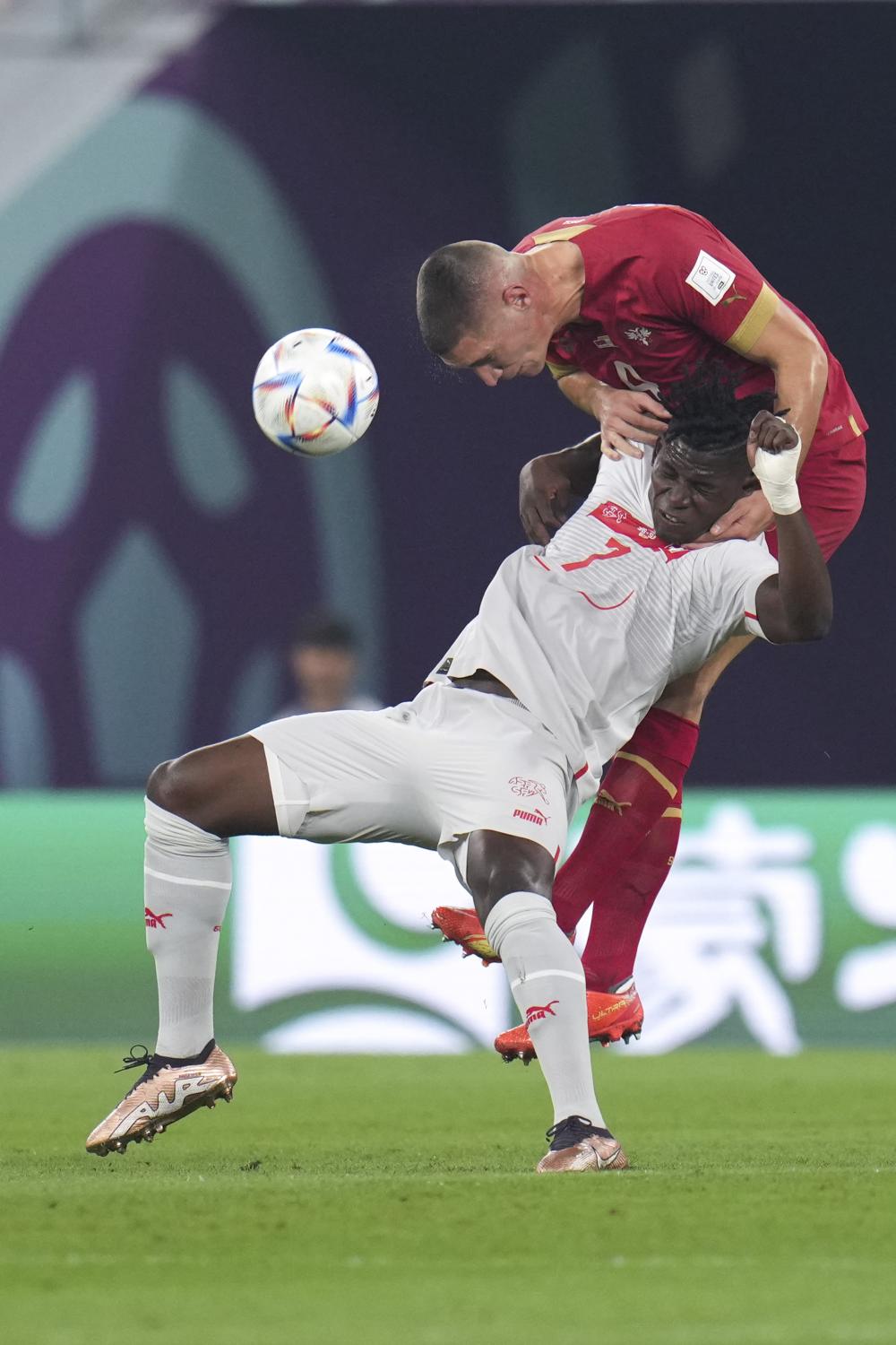 瑞士队斩获亮眼成绩，荣耀加身