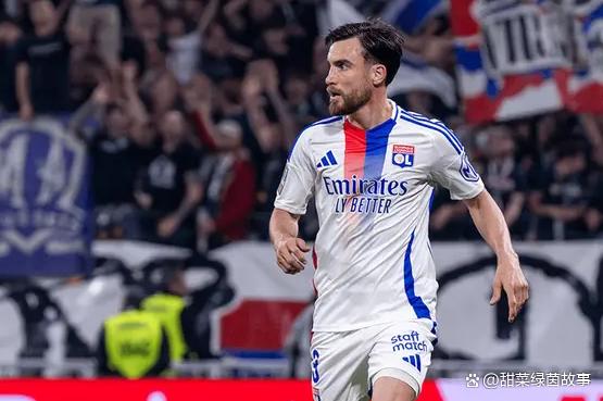 里昂再次取得胜利,稳定在法甲联赛中排名前列 里昂再次取得胜利,稳定在法甲联赛中排名前列