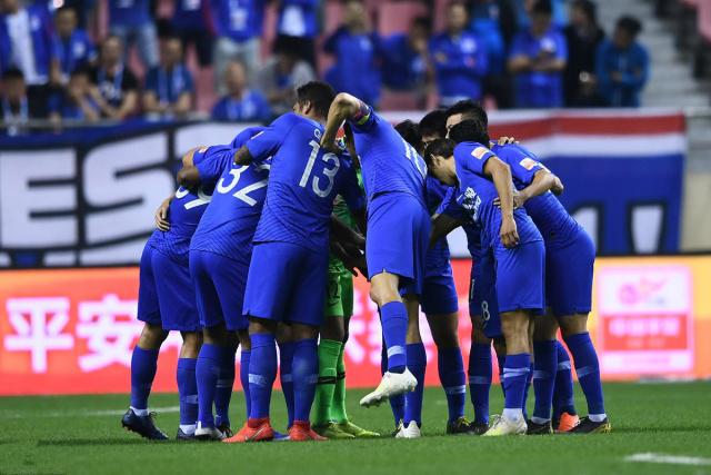 斯图加特连败不止,保级形势岌岌可危 斯图加特连败不止,保级形势岌岌可危