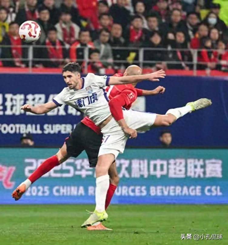 九游体育平台-苏宁客场不敌泰达，遭遇连败