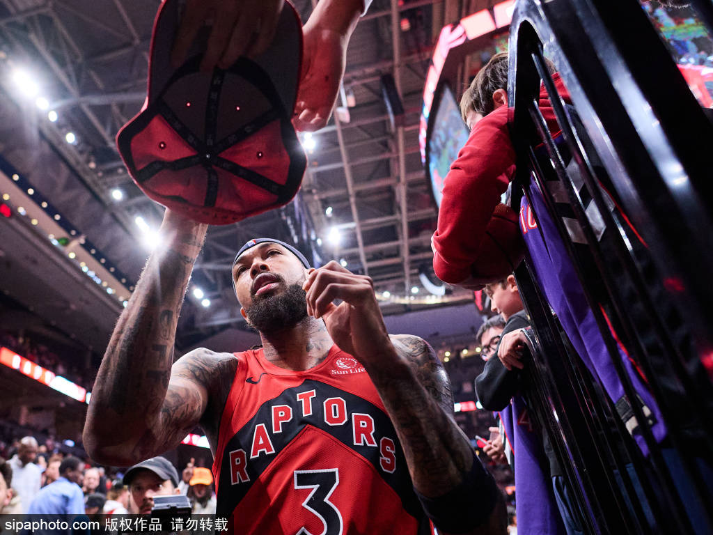 九游娱乐入口-灰熊横扫火箭，布克高光表现