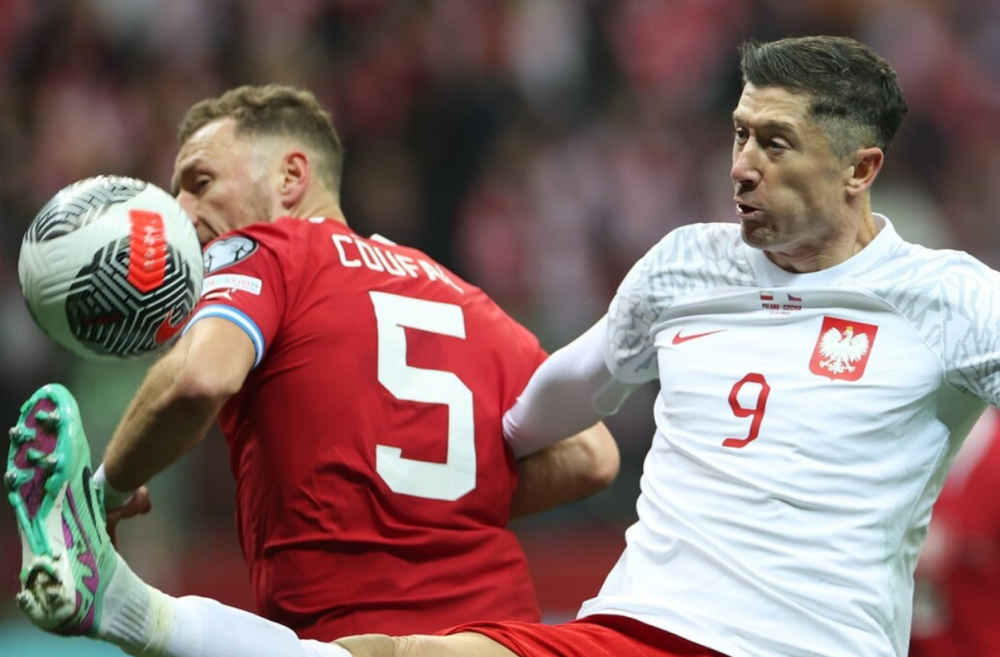 丹麦横扫土耳其，莱万带队取胜的简单介绍