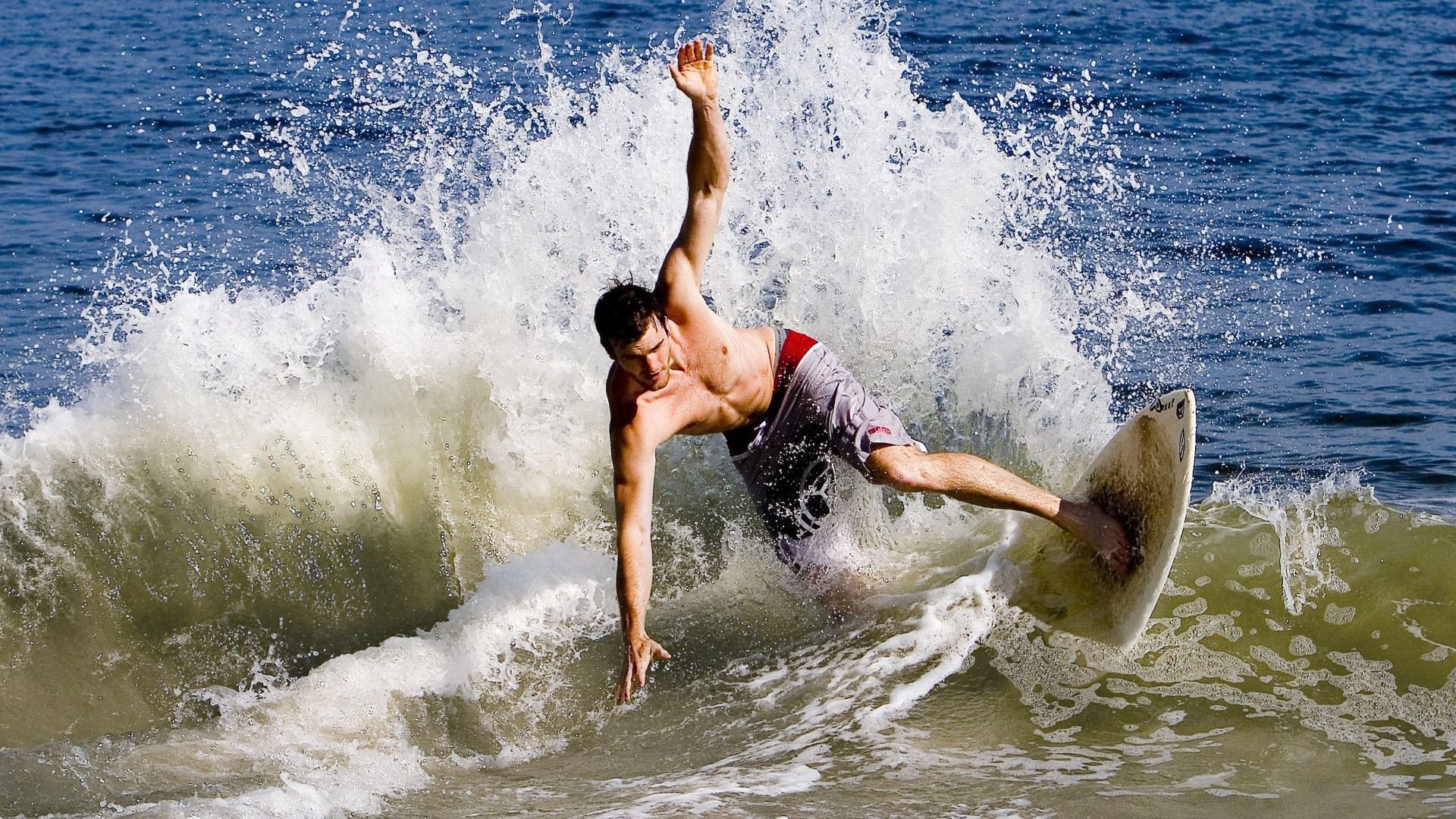 当魔法吞噬火焰，字母哥化身关键先生，魔术队戏法狂胜山西